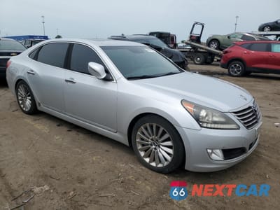 Czwarte zdjęcie samochodu z boku: 2015 HYUNDAI EQUUS SIGNATURE VIN:KMHGH4JH6FU094675 - miniatura