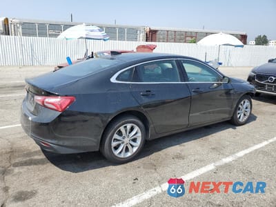 Trzecie zdjęcie samochodu z tyłu: 2020 CHEVROLET MALIBU LT VIN:1G1ZD5ST7LF082254 - miniatura