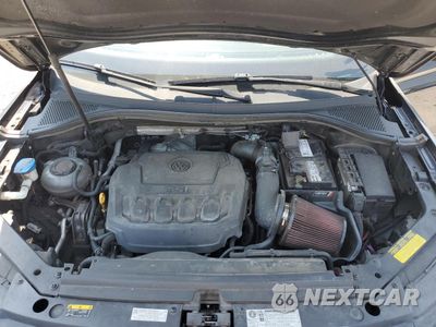 Zdjęcie 12 z 15 samochodu: 2018 VOLKSWAGEN TIGUAN S VIN:3VV1B7AX4JM117650 - miniatura