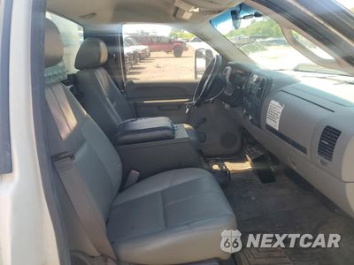 Zdjęcie 10 z 12 samochodu: 2013 CHEVROLET SILVERADO C3500 VIN:1GB3CZCG9DF151153 - miniatura