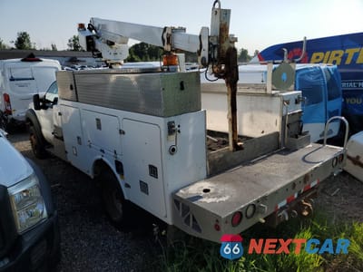 Drugie zdjęcie samochodu z przodu: 2013 FORD F450 SUPER DUTY VIN:1FDUF4GYXDEB64427 - miniatura