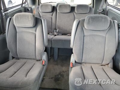 Zdjęcie 10 z 13 samochodu: 2005 CHRYSLER TOWN & COUNTRY LX VIN:2C4GP44R45R306917 - miniatura