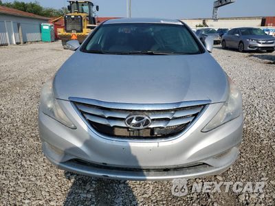Piąte zdjęcie samochodu w środku: 2013 HYUNDAI SONATA SE VIN:5NPEC4AB6DH745316 - miniatura