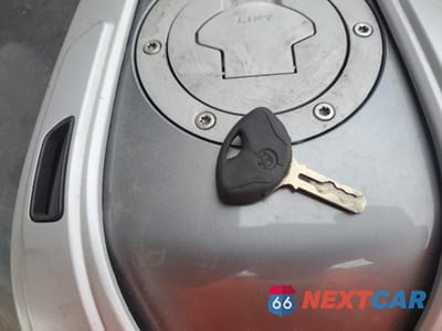 Zdjęcie 8 z 9 samochodu: 2005 BMW R1200 ST VIN:WB10388095ZM17045 - miniatura