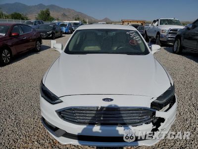 Piąte zdjęcie samochodu w środku: 2017 FORD FUSION TITANIUM VIN:3FA6P0D9XHR279442 - miniatura