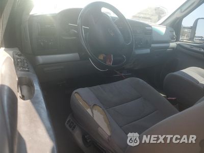 Zdjęcie 8 z 12 samochodu: 2006 FORD F250 SUPER DUTY VIN:1FTSW21P56EA62729 - miniatura