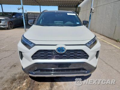 Piąte zdjęcie samochodu w środku: 2024 TOYOTA RAV4 XSE VIN:2T3E6RFV3RW083024 - miniatura