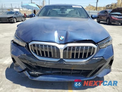 Piąte zdjęcie samochodu w środku: 2024 BMW 530 I VIN:WBA43FJ03RCP88968 - miniatura