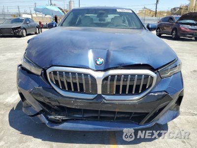Piąte zdjęcie samochodu w środku: 2024 BMW 530 I VIN:WBA43FJ03RCP88968 - miniatura