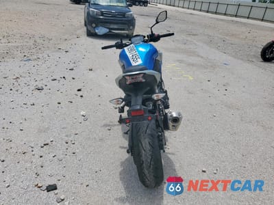Czwarte zdjęcie samochodu z boku: 2020 KAWASAKI ZR900 F VIN:ML5ZRDF19LDA38275 - miniatura
