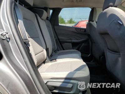 Zdjęcie 11 z 16 samochodu: 2022 FORD ESCAPE SE VIN:1FMCU9G64NUA99112 - miniatura