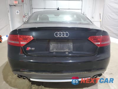 Zdjęcie 6 z 12 samochodu: 2010 AUDI S5 PRESTIGE VIN:WAUVVAFRXAA053042 - miniatura