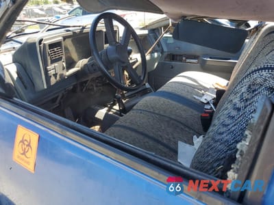 Zdjęcie 7 z 13 samochodu: 1990 GMC SIERRA K1500 VIN:2GTEK14H9L1553356 - miniatura