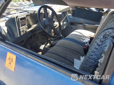 Zdjęcie 7 z 13 samochodu: 1990 GMC SIERRA K1500 VIN:2GTEK14H9L1553356 - miniatura