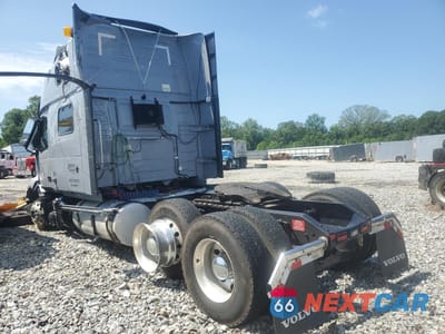 Trzecie zdjęcie samochodu z tyłu: 2024 VOLVO VNL SEMI TRUCK VIN:4V4NC9EH6RN642047 - miniatura