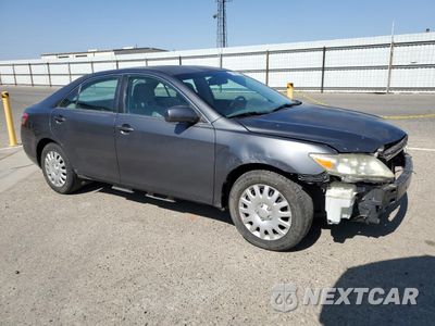Czwarte zdjęcie samochodu z boku: 2011 TOYOTA CAMRY BASE VIN:4T1BF3EK4BU776531 - miniatura