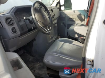 Zdjęcie 7 z 13 samochodu: 2016 FORD ECONOLINE E350 SUPER DUTY CUTAWAY VAN VIN:1FDWE3FS4GDC51639 - miniatura