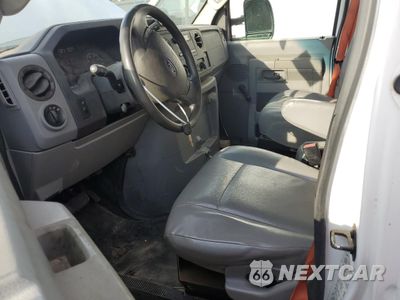 Zdjęcie 7 z 13 samochodu: 2016 FORD ECONOLINE E350 SUPER DUTY CUTAWAY VAN VIN:1FDWE3FS4GDC51639 - miniatura