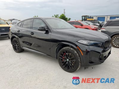 Czwarte zdjęcie samochodu z boku: 2024 BMW X6 M60I VIN:5UX43EX01R9V21554 - miniatura