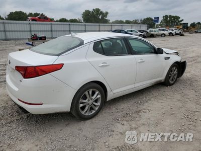 Trzecie zdjęcie samochodu z tyłu: 2013 KIA OPTIMA LX VIN:5XXGM4A72DG150394 - miniatura
