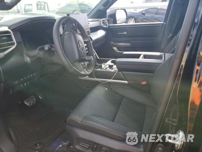 Zdjęcie 7 z 12 samochodu: 2025 TOYOTA TUNDRA CREWMAX SR VIN:5TFLA5DB3SX279957 - miniatura