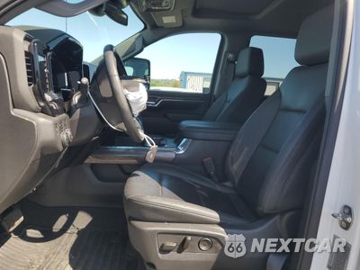 Zdjęcie 7 z 13 samochodu: 2024 CHEVROLET SILVERADO K3500 LTZ VIN:1GC4YUEY8RF282267 - miniatura