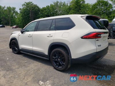 Drugie zdjęcie samochodu z przodu: 2024 TOYOTA GRAND HIGHLANDER XLE VIN:5TDACAB58RS018797 - miniatura