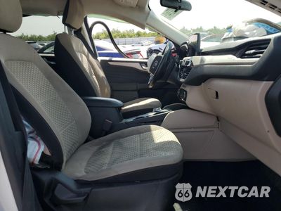 Zdjęcie 7 z 14 samochodu: 2021 FORD ESCAPE SE VIN:1FMCU9BZ1MUA22679 - miniatura