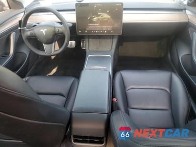 Zdjęcie 8 z 12 samochodu: 2023 TESLA MODEL 3 VIN:5YJ3E1ECXPF471334 - miniatura
