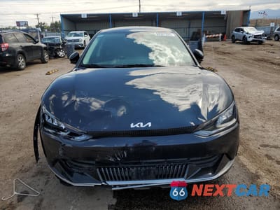 Piąte zdjęcie samochodu w środku: 2024 KIA EV6 LIGHT VIN:KNDC3DLCXR5179729 - miniatura