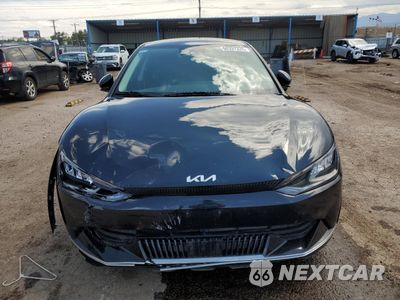 Piąte zdjęcie samochodu w środku: 2024 KIA EV6 LIGHT VIN:KNDC3DLCXR5179729 - miniatura