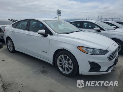 Czwarte zdjęcie samochodu z boku: 2019 FORD FUSION SE VIN:3FA6P0LU3KR124857 - miniatura