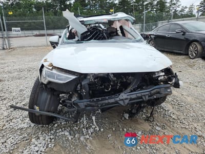 Piąte zdjęcie samochodu w środku: 2022 AUDI Q3 PREMIUM PLUS S LINE 45 VIN:WA1EECF3XN1125710 - miniatura