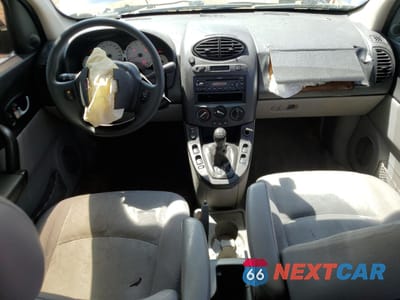 Zdjęcie 8 z 15 samochodu: 2004 SATURN VUE VIN:5GZCZ23D44S840160 - miniatura