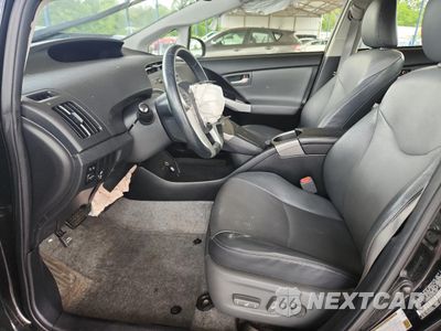 Zdjęcie 7 z 14 samochodu: 2014 TOYOTA PRIUS VIN:JTDKN3DU5E0364088 - miniatura
