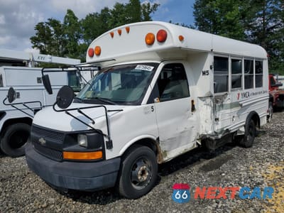 Drugie zdjęcie samochodu z przodu: 2003 CHEVROLET EXPRESS G3500 VIN:1GBHG31U731223415 - miniatura