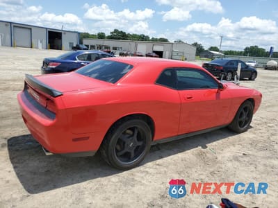 Trzecie zdjęcie samochodu z tyłu: 2010 DODGE CHALLENGER SE VIN:2B3CJ4DV2AH260518 - miniatura