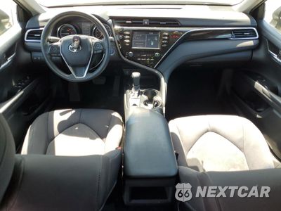 Zdjęcie 8 z 15 samochodu: 2018 TOYOTA CAMRY LE VIN:4T1B31HK5JU001047 - miniatura