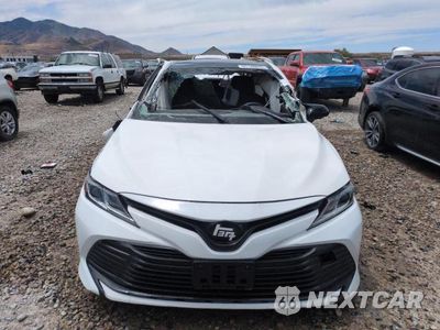 Piąte zdjęcie samochodu w środku: 2018 TOYOTA CAMRY LE VIN:JTNB11HK2J3037015 - miniatura