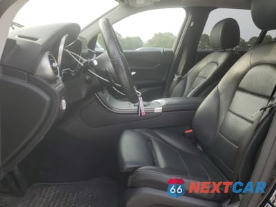 Zdjęcie 7 z 13 samochodu: 2020 MERCEDES-BENZ GLC 300 4MATIC VIN:W1N0G8EB5LF856697 - miniatura