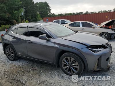 Czwarte zdjęcie samochodu z boku: 2021 LEXUS UX 250H VIN:JTHR9JBH6M2041702 - miniatura