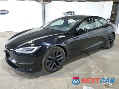 2021 TESLA MODEL S 5YJSA1E68MF432125 - główne zdjęcie licytacji z USA - miniatura