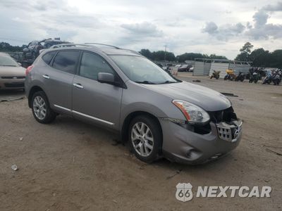 Czwarte zdjęcie samochodu z boku: 2013 NISSAN ROGUE S VIN:JN8AS5MT2DW006079 - miniatura