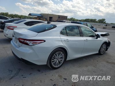Trzecie zdjęcie samochodu z tyłu: 2019 TOYOTA CAMRY L VIN:4T1B11HK8KU716122 - miniatura