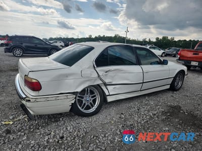 Trzecie zdjęcie samochodu z tyłu: 1998 BMW 740 IL VIN:WBAGJ8321WDM11140 - miniatura