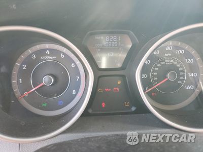 Zdjęcie 9 z 14 samochodu: 2013 HYUNDAI ELANTRA GLS VIN:KMHDH4AE7DU862458 - miniatura