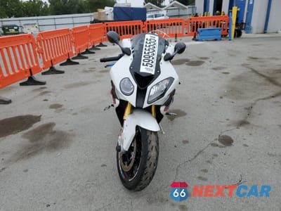 Drugie zdjęcie samochodu z przodu: 2014 BMW S 1000 RR VIN:WB1053409EZL19166 - miniatura