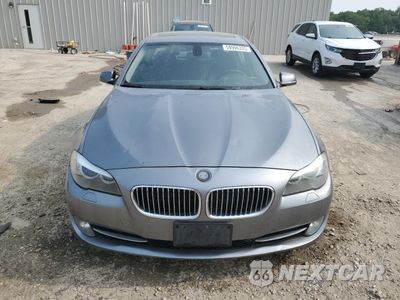 Piąte zdjęcie samochodu w środku: 2012 BMW 528 XI VIN:WBAXH5C52CDW08334 - miniatura