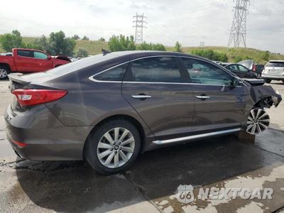Trzecie zdjęcie samochodu z tyłu: 2015 HYUNDAI SONATA SPORT VIN:5NPE34AF8FH199804 - miniatura