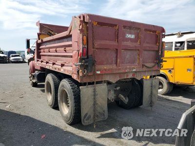 Trzecie zdjęcie samochodu z tyłu: 1995 INTERNATIONAL 4000 4900 VIN:1HTSHAAR9SH636427 - miniatura
